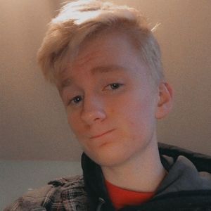 Meet your Posher, Zachary